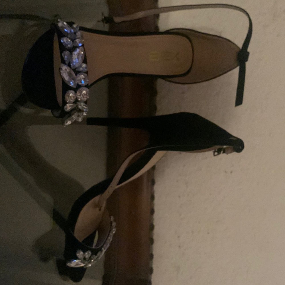 Black heels 4 inches with Rhinestones
